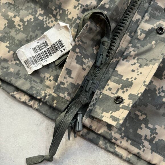 NWT Genuine USGI ECWCS Cold Weather Gore Tex Universal Parka Size M Mens Camo - Picture 6 of 10